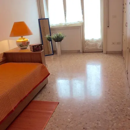 La Casa Di Olga Apartment *